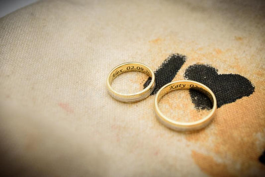 Ką vertėtų apsvarstyti prieš graviruojant savo vestuvinius žiedus