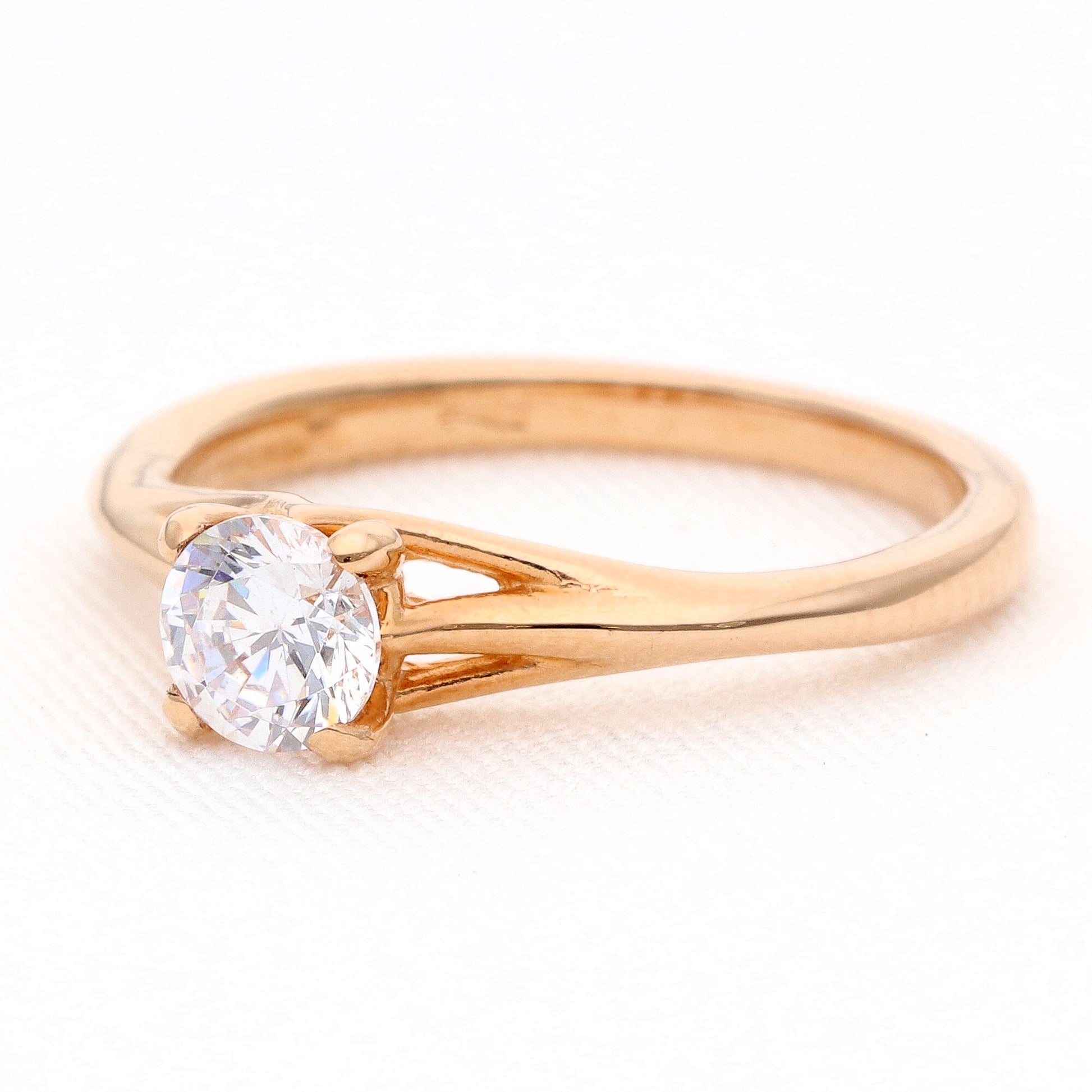 Auksinis žiedas vestuviniaiziedai.lt