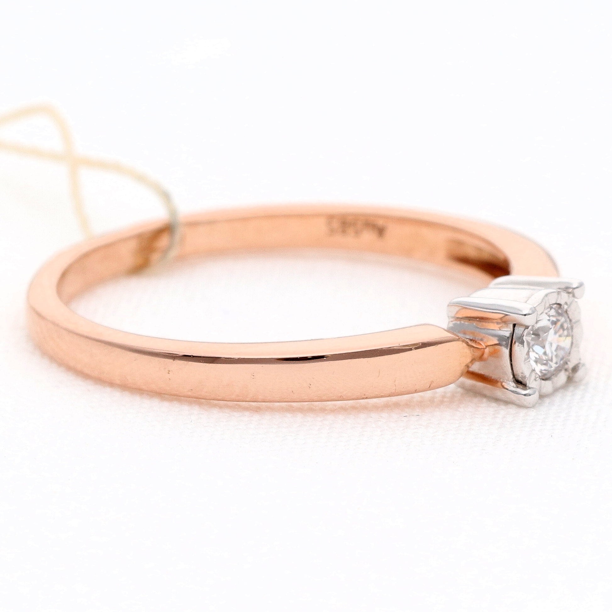 Žiedas su deimantu 0,08ct vestuviniaiziedai.lt