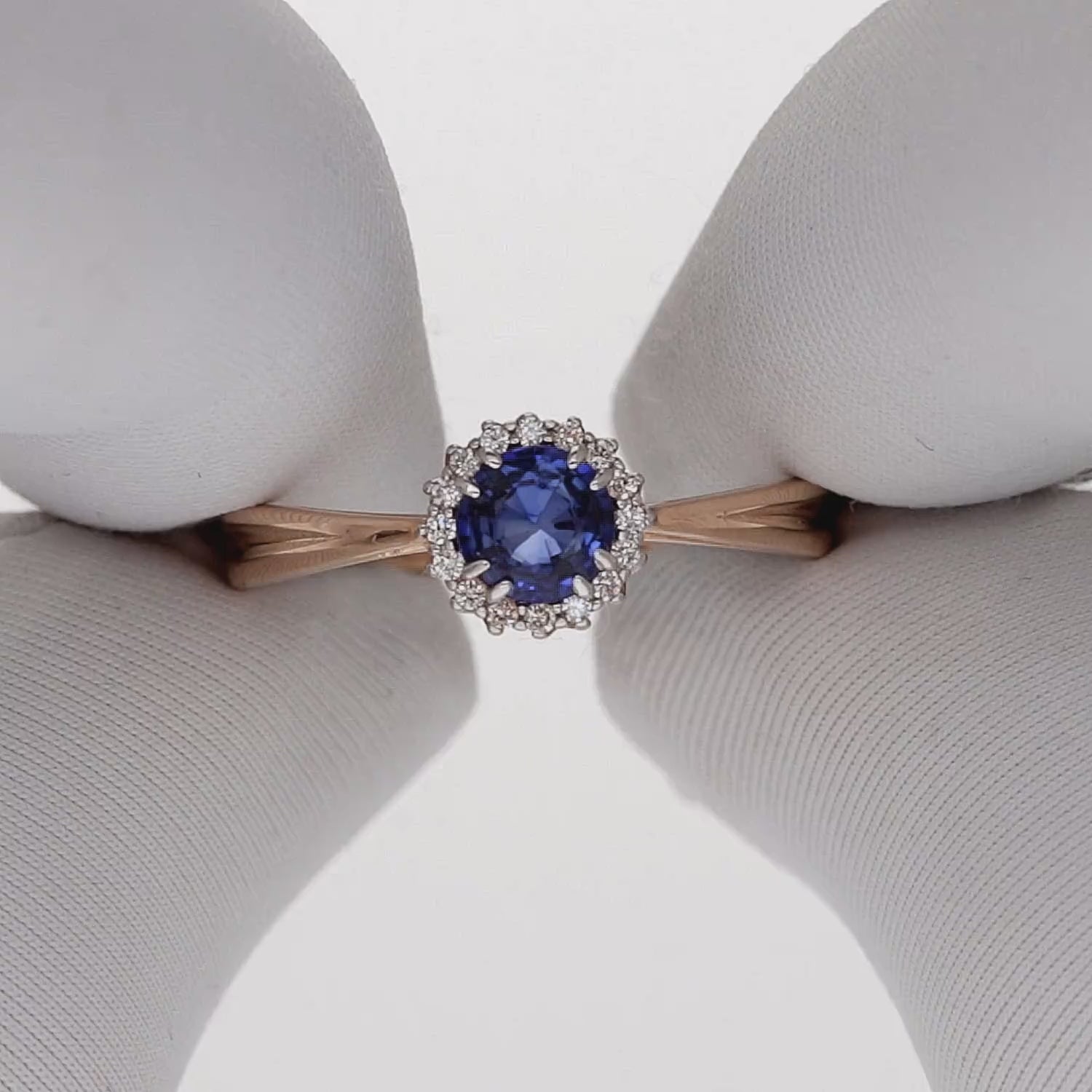 Sužadėtuvių žiedai su natūraliu deimantu – pirkti internetu 585 auksas