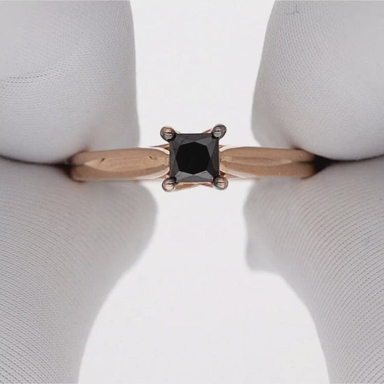 Rausvo aukso sužadėtuvių žiedai su briliantu – pirkti internetu Lietuvoje